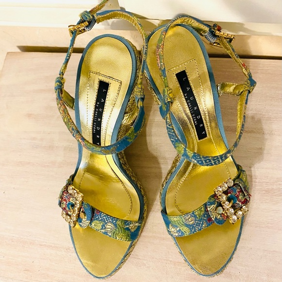 LAUNDRY by Shelli Segal Rhinestone and GOLD braided High Heel Sandals - Picture 7 of 12
